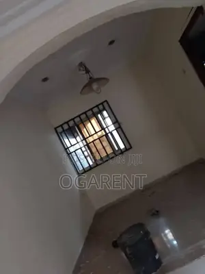 3bdrm Apartment in Benin City for rent
