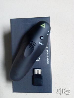 SMAAT Wireless Presenter With Laser Pointer