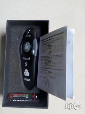 SMAAT Wireless Presenter With Laser Pointer