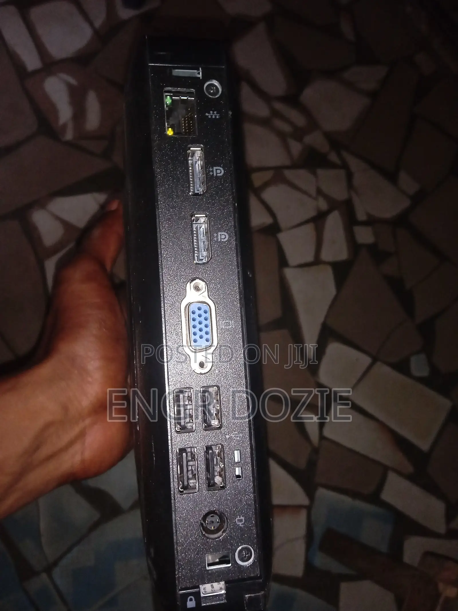 Desktop Computer HP 4GB Intel SSD 16 GB