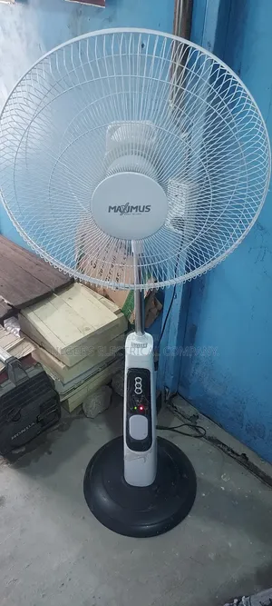 Maximus 18 Inches Rechargeable Fans With Remote Control