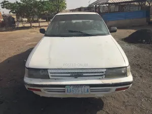 Photo - Toyota Carina 1.5 FWD Sedan 1994 White