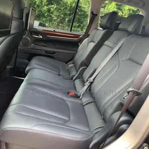 Lexus LX 570 (5 seats) AWD 2017 Black