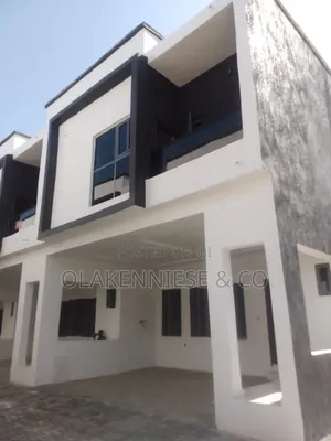 4bdrm Duplex in Alpha Beach, Ikate for sale