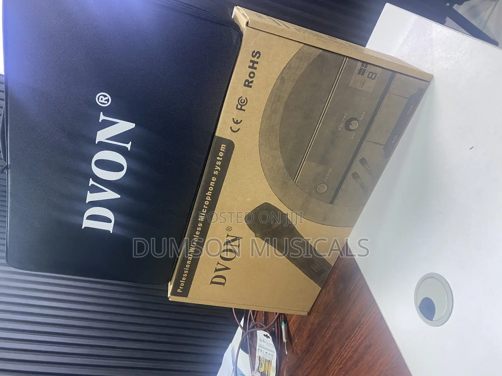 Dvon Two Handle Wireless Microphone System