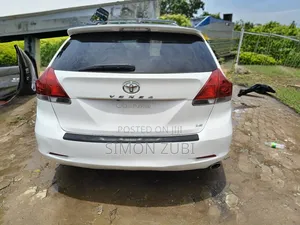 Toyota Venza LE 4dr Wagon (2.7L 4cyl 6A) 2015 White
