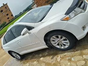 Toyota Venza LE 4dr Wagon (2.7L 4cyl 6A) 2015 White