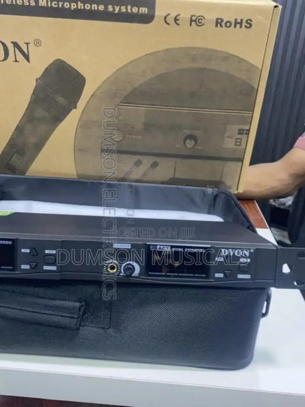 Dvon Two Handle Wireless Microphone System