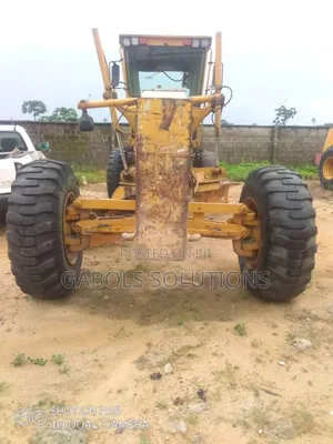 140h Caterpillar Grader