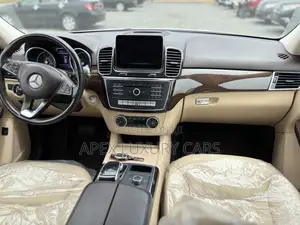 Mercedes-Benz GLE-Class 2018 White