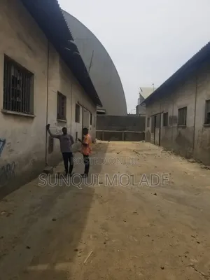 Warehouse in Apapa for Sale