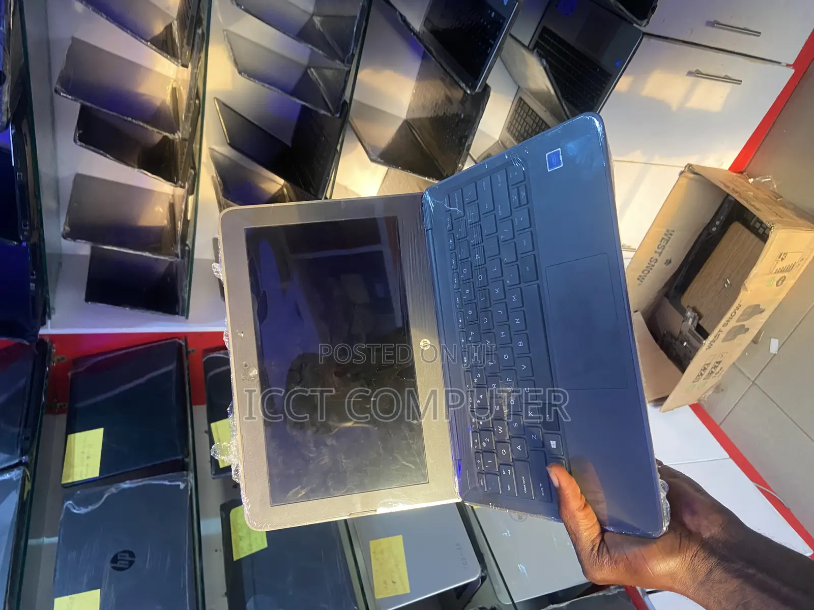New Laptop HP 4GB Intel Pentium SSD 60GB