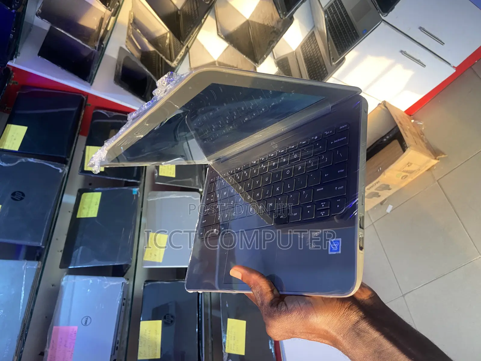New Laptop HP 4GB Intel Pentium SSD 60GB