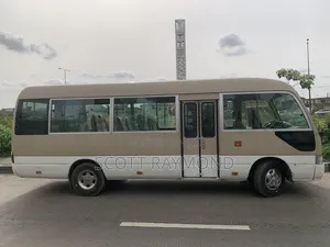 Toyota Coaster 2015
