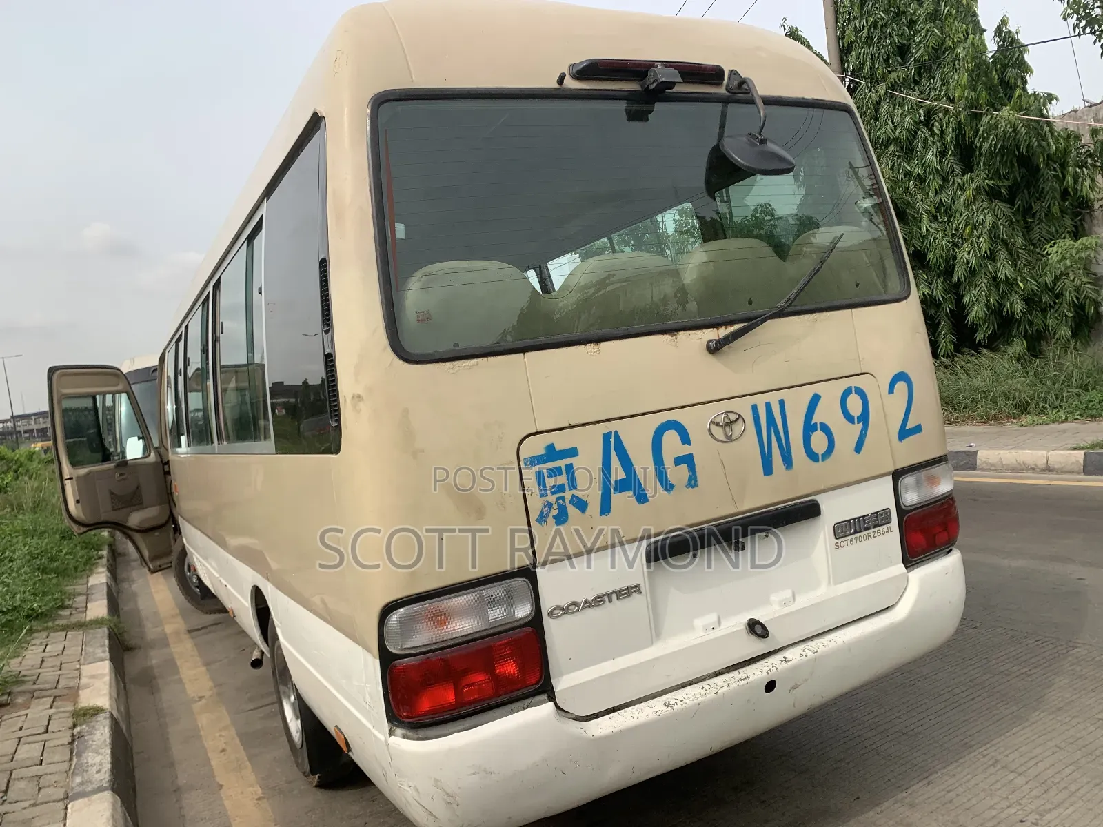 Toyota Coaster 2015