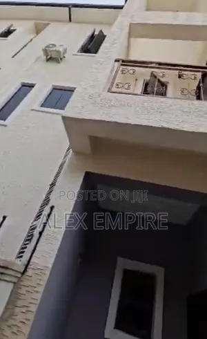 4bdrm Townhouse / Terrace in Amuwo-Odofin for rent