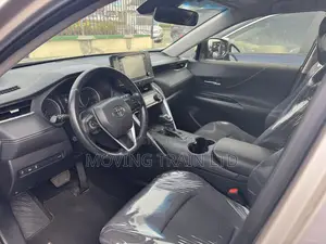 Toyota Venza 2020 Gold
