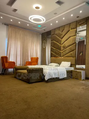 Colorful and Cozy Masterbedroom