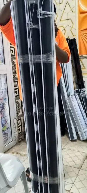 Spiffing Window Blinds