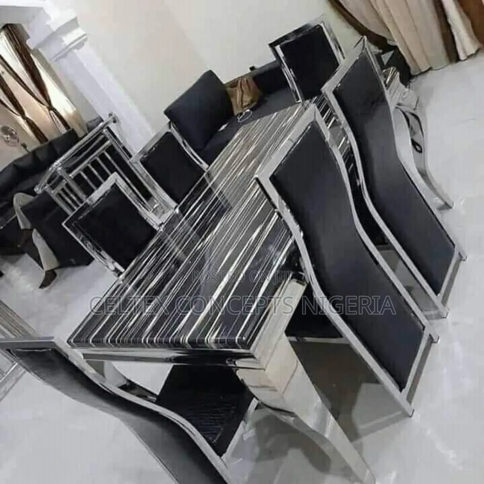 Dining Table With 6 Seater