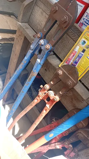 Bolt Cutter 24"