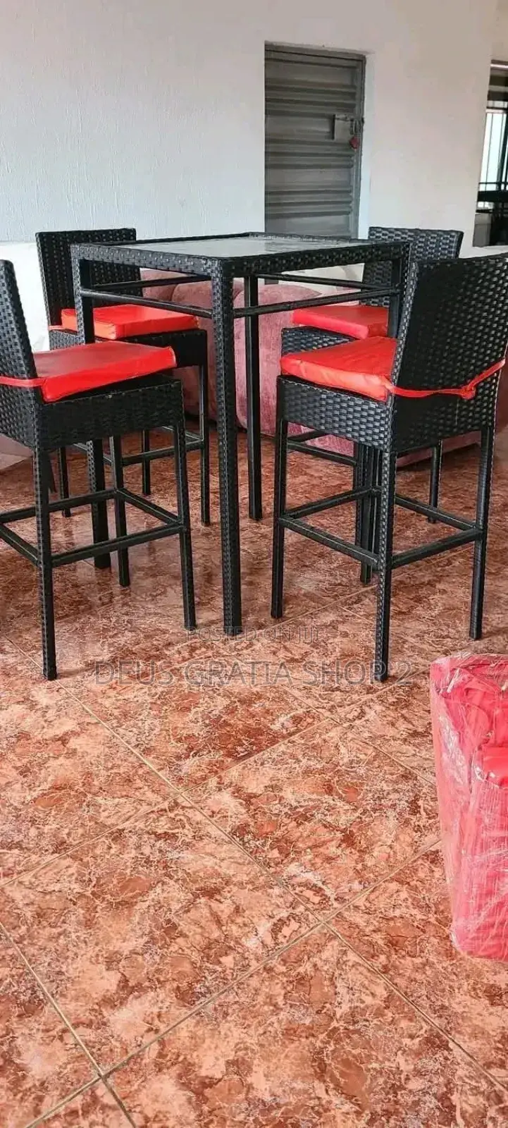 Restaurant Table and Chairs/Rattan Restaurant Table