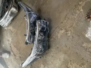 Headlamp Toyota Corolla 2014( South )