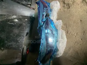 Headlamp Toyota Corolla 2014