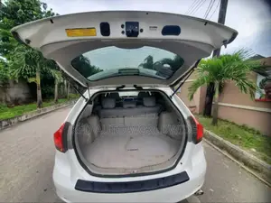 Toyota Venza AWD 2010 White