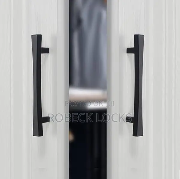 Modern Cabinet Pulls