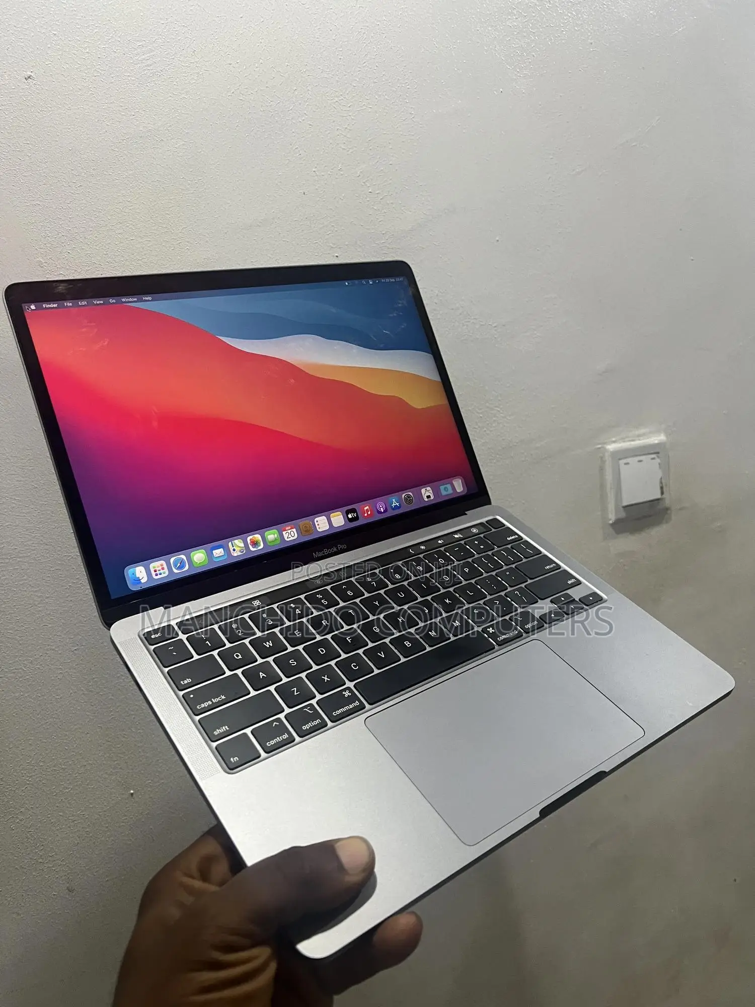 Laptop Apple MacBook Pro 2020 16GB Intel Core i5 SSD 512GB