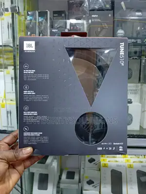 JBL Tune 670
