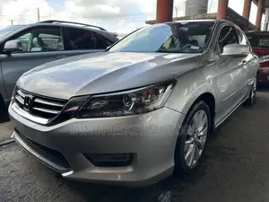 Photo - Honda Accord EX-L V-6 4dr Sedan FWD (3.5L 6cyl 6A) 2013 Silver