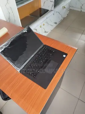 Laptop Dell Latitude 5400 8GB Intel Core I5 SSD 256GB