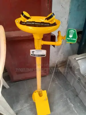 Emergency Eye Wash Station