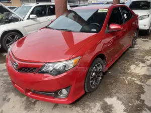 Toyota Camry SE 4dr Sedan (2.5L 4cyl 6A) 2013 Red