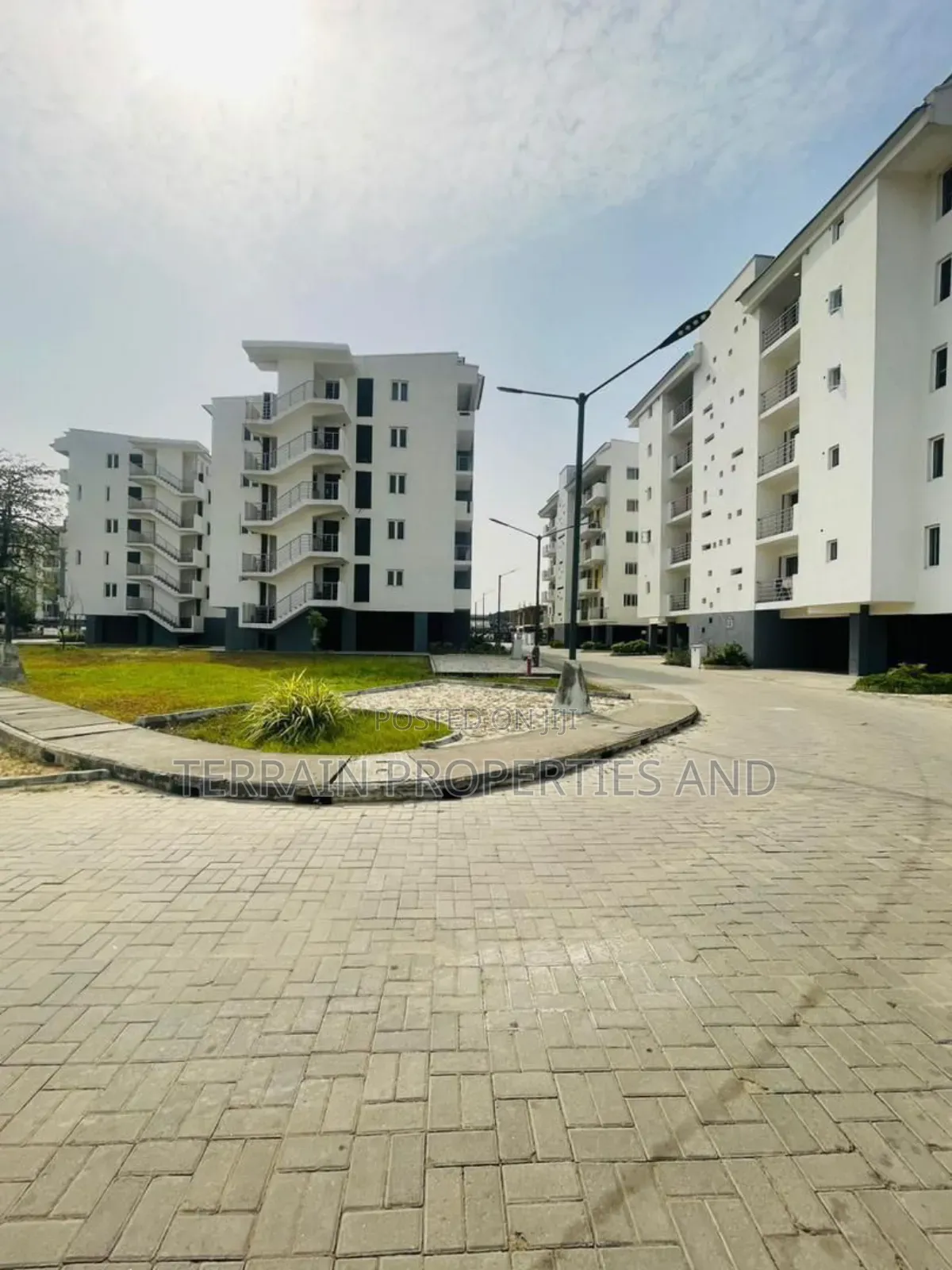 2bdrm Apartment in Ilupeju for sale