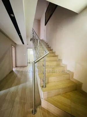 2bdrm Apartment in Ilupeju for sale