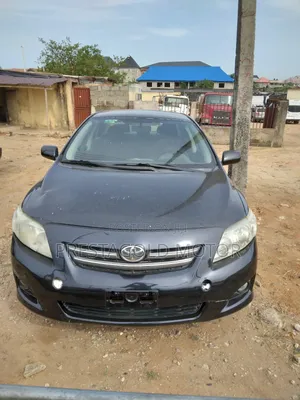 Toyota Corolla LE 4dr Sedan (1.8L 4cyl 4A) 2012 Black