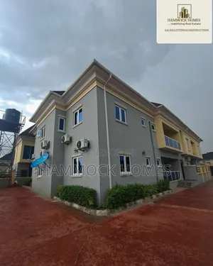 Furnished 3bdrm Block of Flats in Kolapo Ishola Gra, Akobo for rent