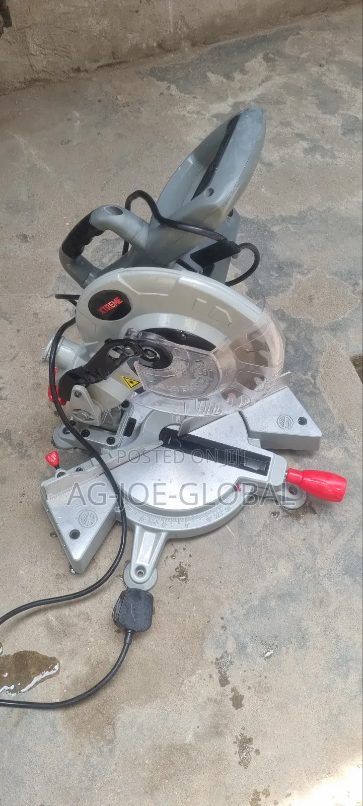 Miter Saw Machine