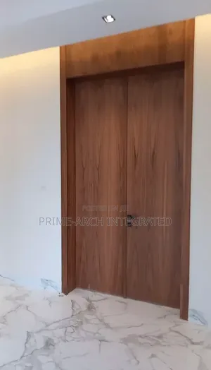 Strapest Doors