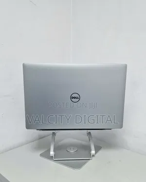 Laptop Dell Precision 5520 16GB Intel Core i7 SSD 512GB