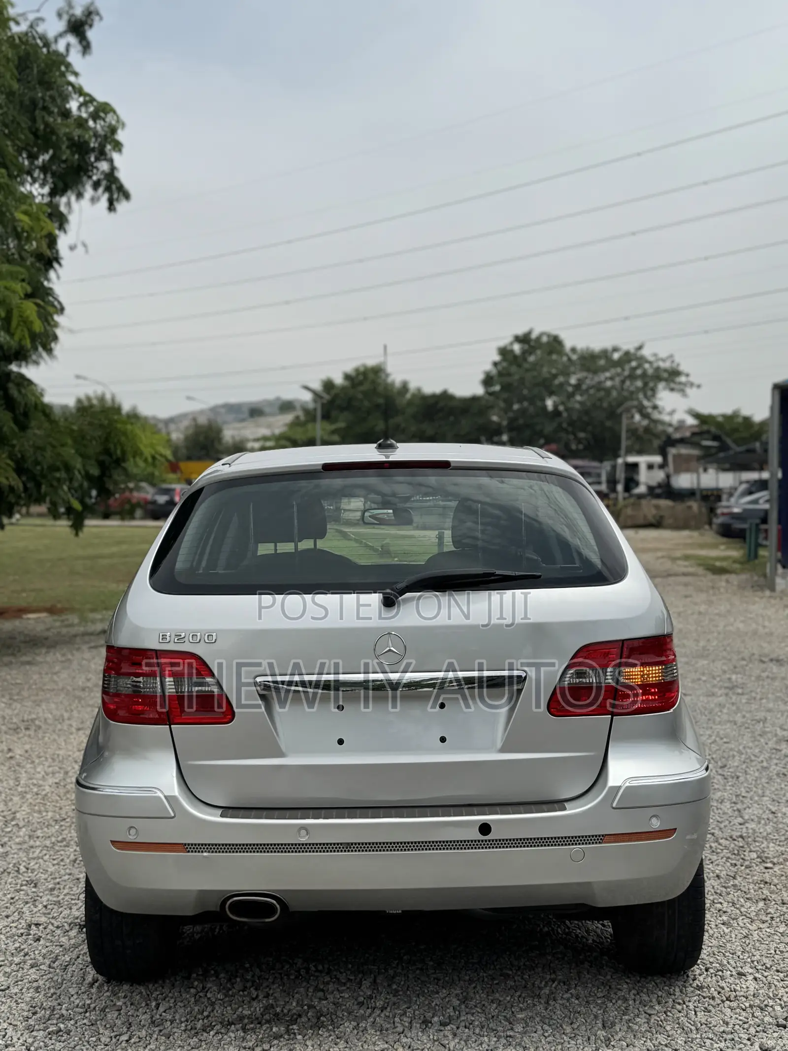 Mercedes-Benz 200 2001 Silver