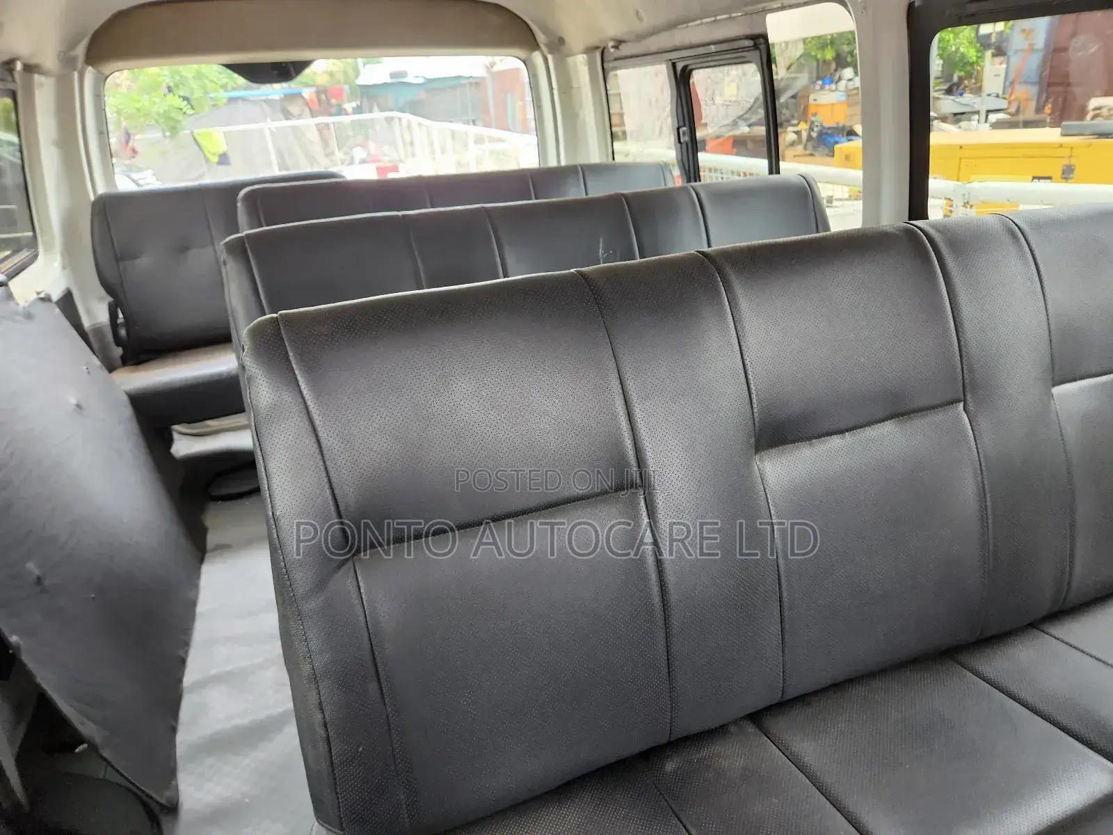 Toyota HiAce 2012 White