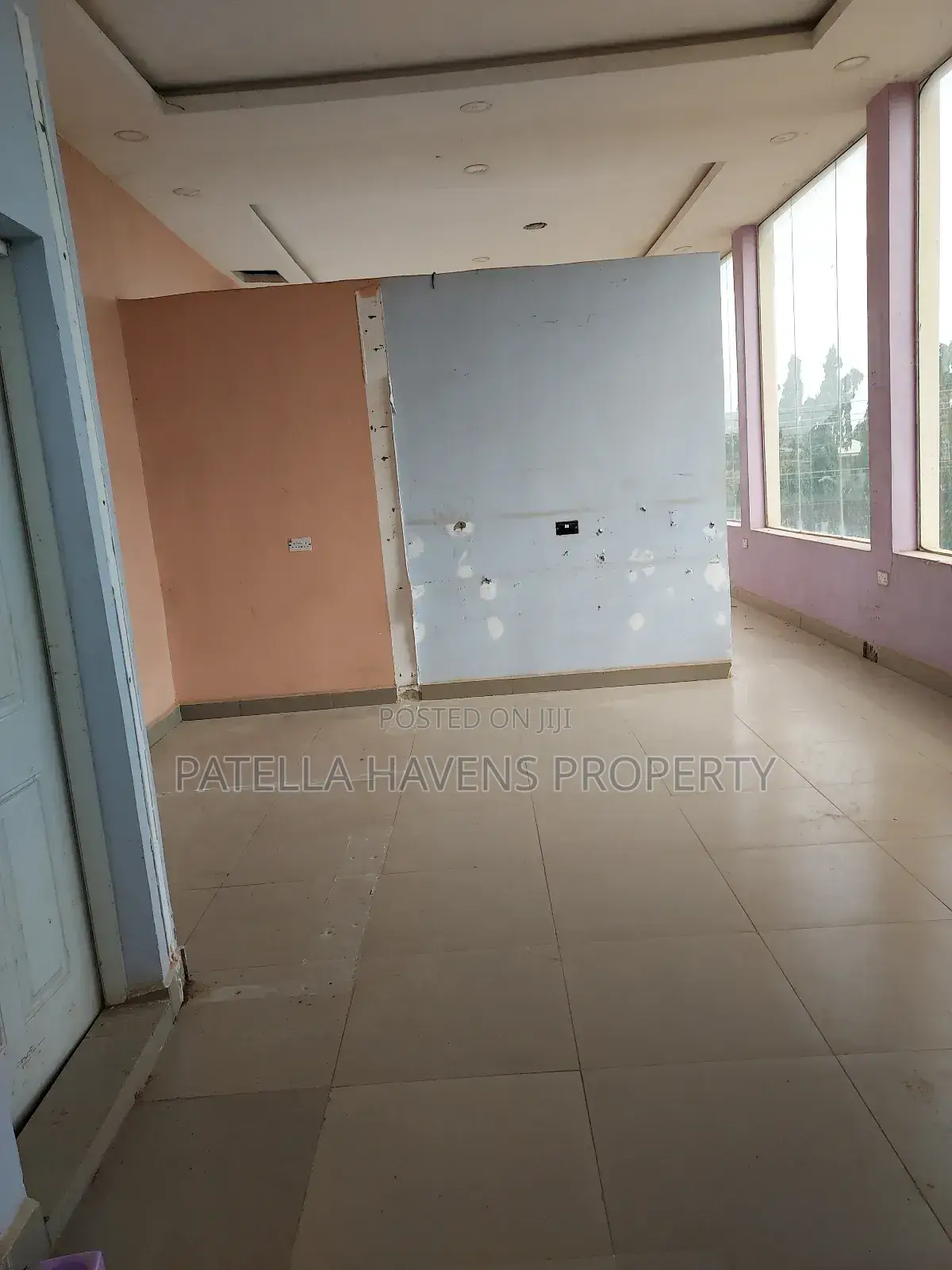 Massive Space to Let