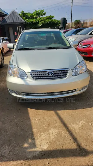 Photo - Toyota Corolla Sedan 2003 Silver