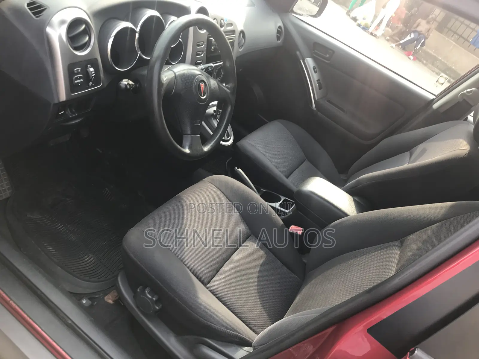 Pontiac Vibe Automatic 2004 Red