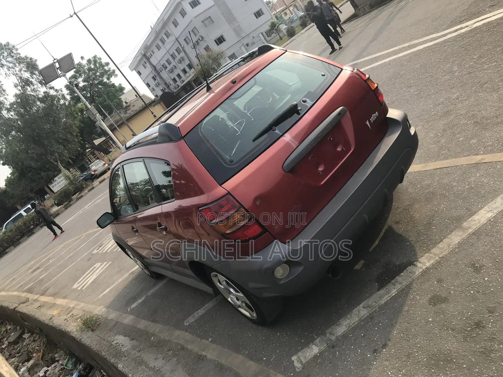 Pontiac Vibe Automatic 2004 Red