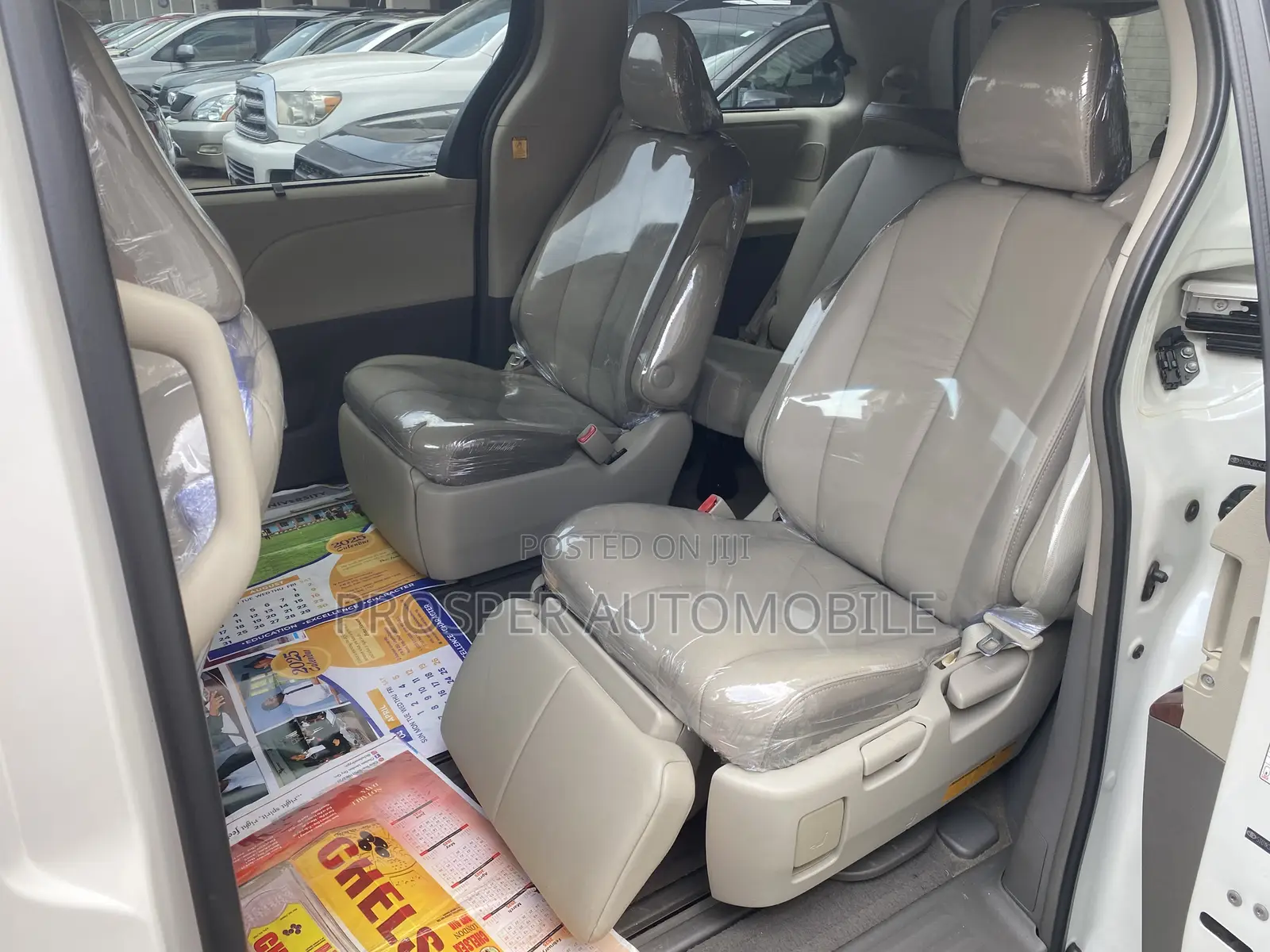 Toyota Sienna Limited 7 Passenger 2012 White